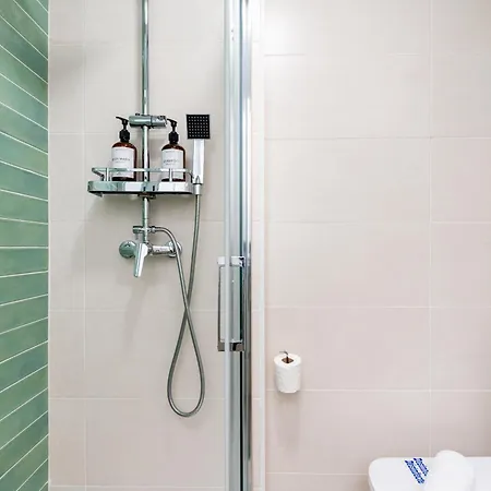 Piso Elegante Y Nuevo De 3 Y 2 Banos Lägenhet Sevilla