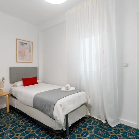 Piso Elegante Y Nuevo De 3 Y 2 Banos Appartement