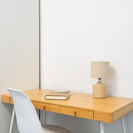 Piso Elegante Y Nuevo De 3 Y 2 Banos Appartement